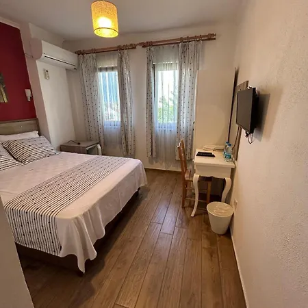 Vitis Hotel