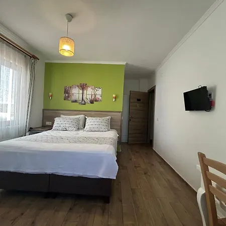 Vitis Hotel